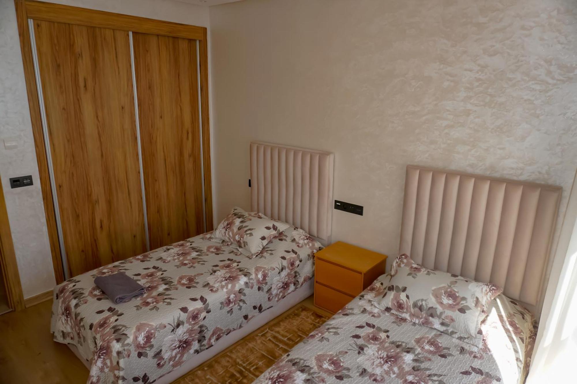 Neuf Bay Piscine Appartement *